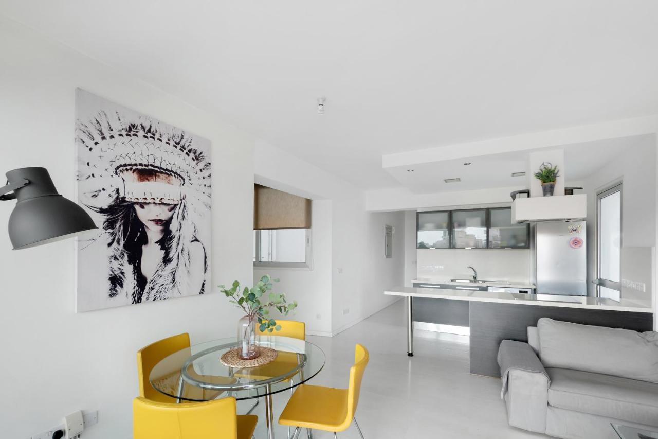 Glabur Stays - The Fabulous 2 Bdr - Nicosia City, Free Parking & Wifi, Welcomes You!!! Exterior photo